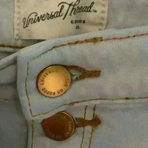 Universal Thred High Rise Midi Denim Cut Off Shorts Lt Blue Stretch Womens 14/32 - Picture 5 of 13